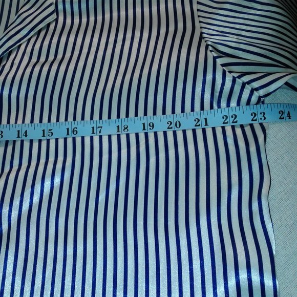Victoria`s Secret Button Down Sleep Shirt - Large - Picture 7 of 13